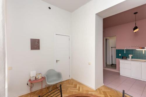 Super Stylish and Spacious 3 Seperated Apartments For 6 people