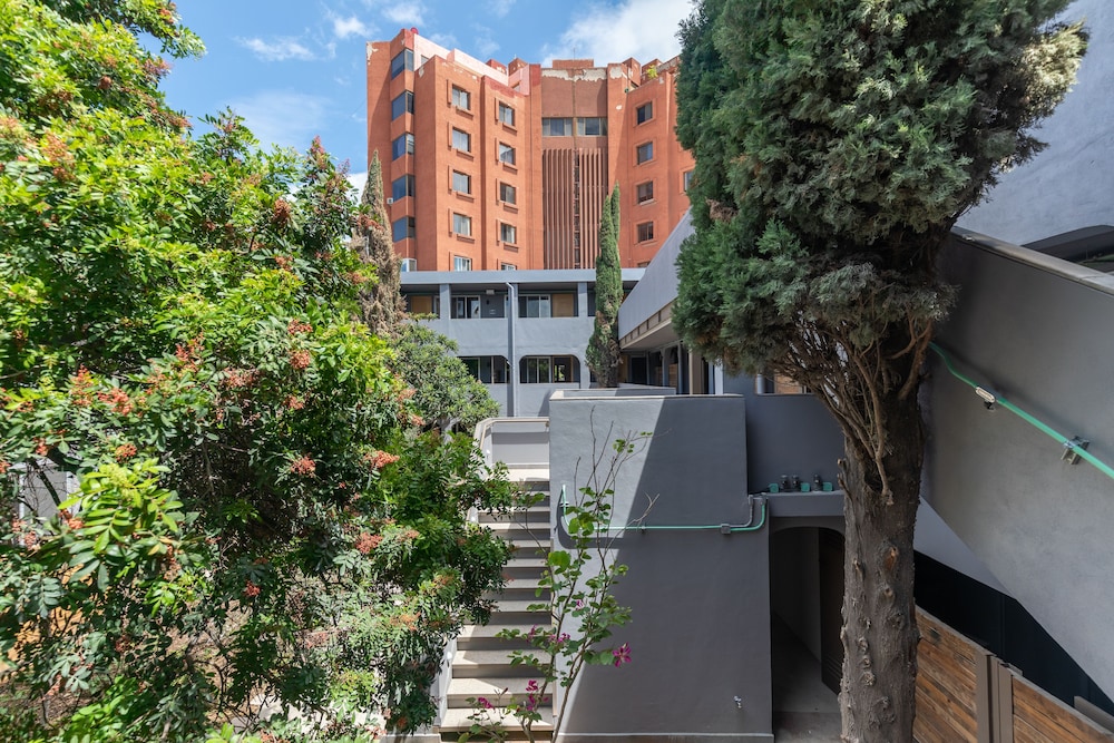 Hacienda Santa Barbara — 4-Star Luxury Hotel in Queretaro, Mexico