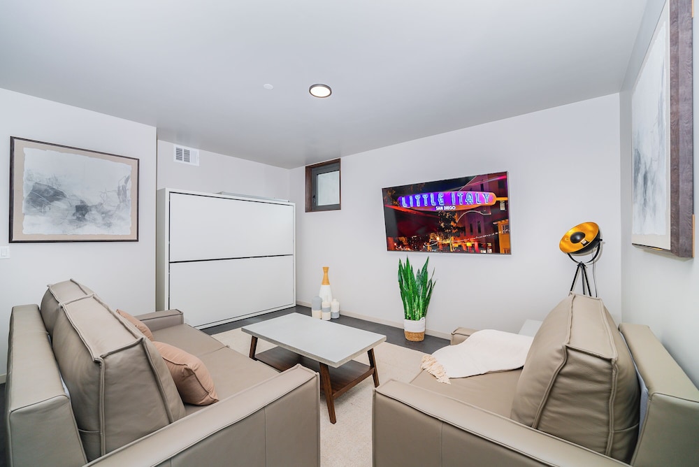 City24 Hotel Little Italy Mission Hills - photo 21
