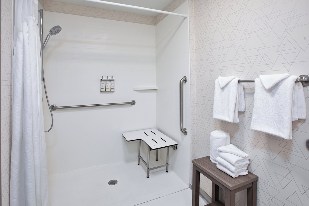 Holiday Inn Express Sault Ste. Marie by IHG - photo 8