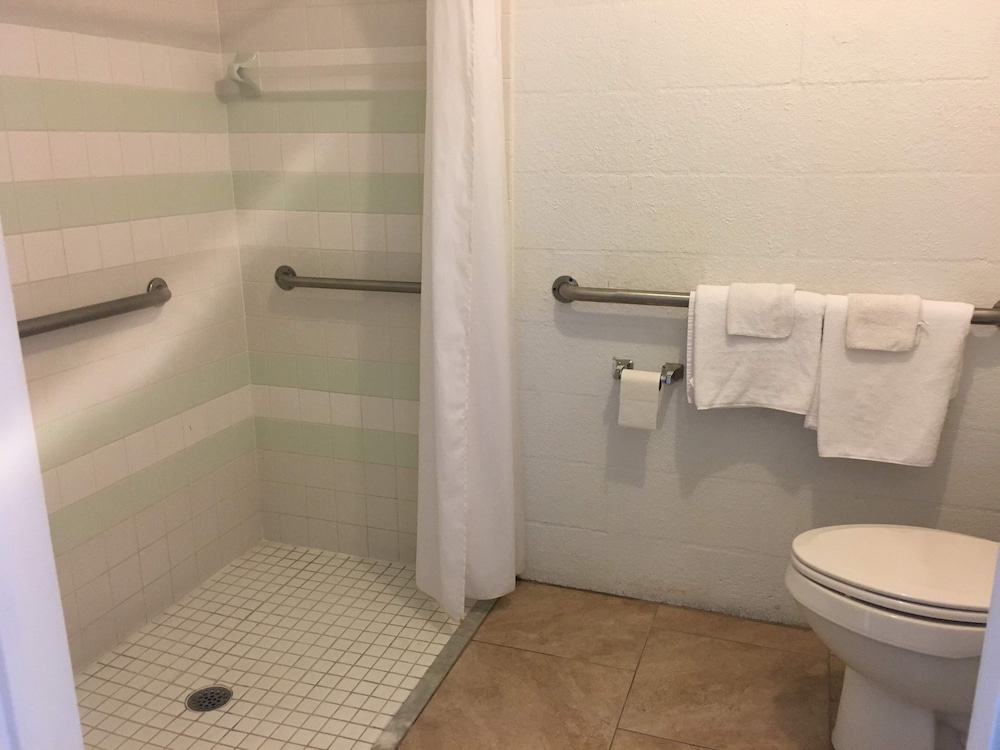 Desoto Motel - photo 18