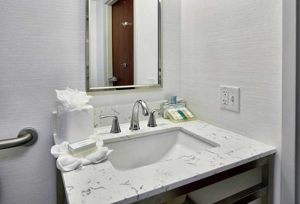 Hilton Garden Inn Columbus Polaris - photo 12