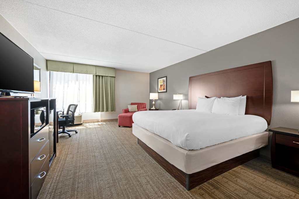Best Western Ashbury Inn - photo 15
