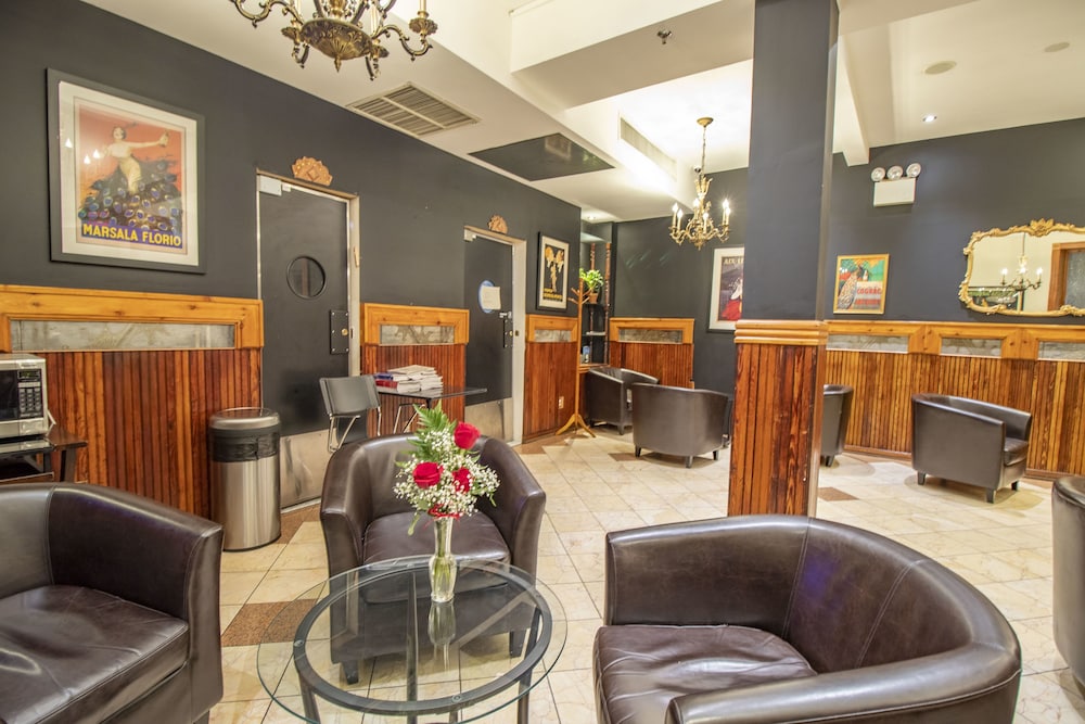 Blue Moon Boutique Hotel - photo 5