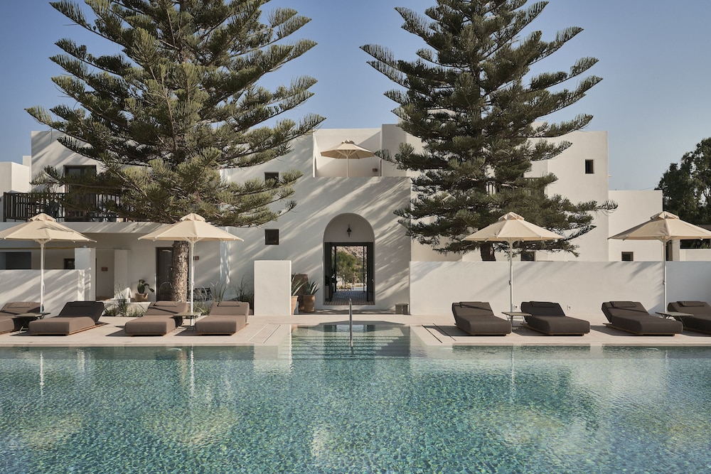 Parilio a Member of Design Hotels — hotel in Livadeia