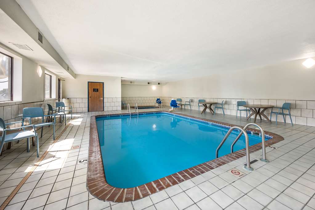 Sleep Inn & Suites Salina I 135 - photo 23