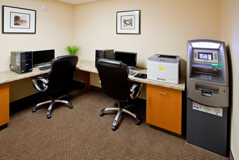Candlewood Suites Radcliff Fort Knox by IHG - photo 40