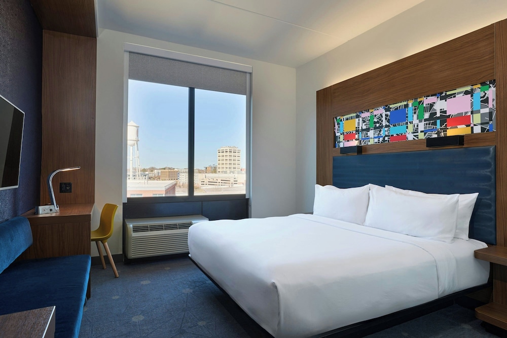 Aloft Durham Downtown - photo 6