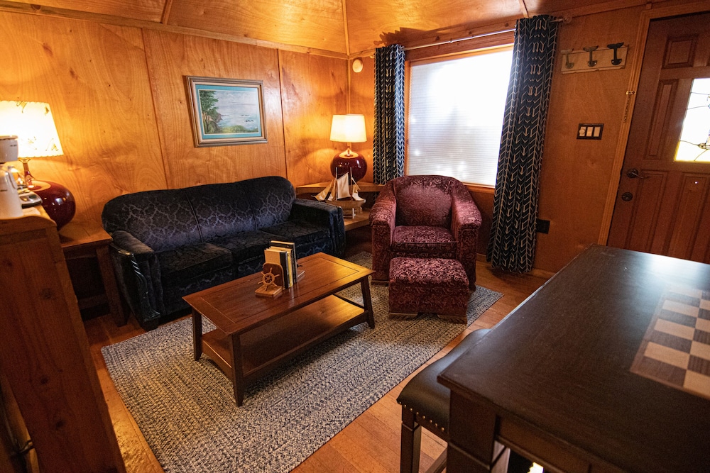 Anchor Inn Resort - photo 42