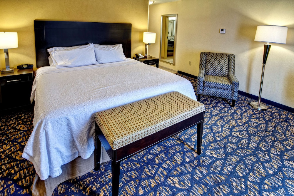 Hampton Inn Clarksdale - photo 8