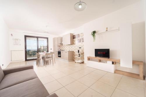 Oasi Con Vista Mare Con Parcheggio Gratuito — 4-Star Luxury Hotel in Naples, Italy