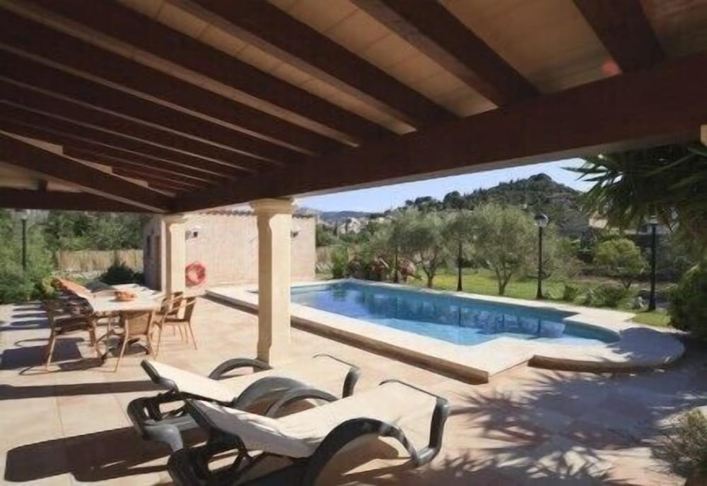 Villa Can Justo — 4-Star Luxury Hotel in Pollenca, Spain