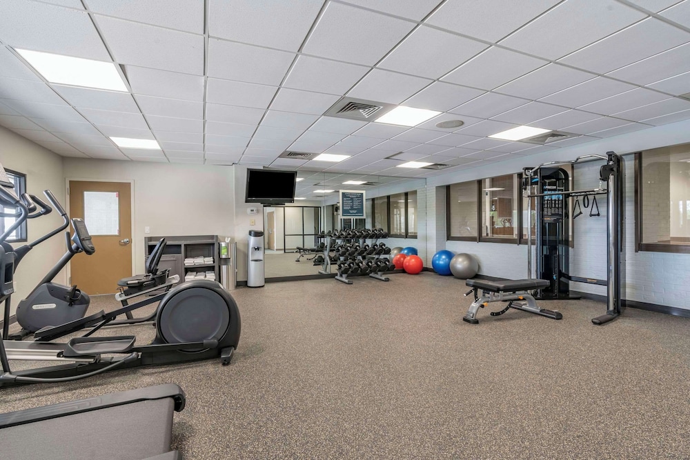 MainStay Suites Lexington I 75 - photo 29