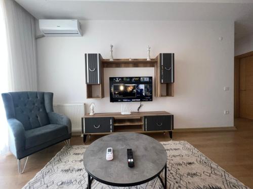 Central Location Free WIFI AC Parking Garage — 4-Star Luxury Hotel in Esenyurt, Turkey