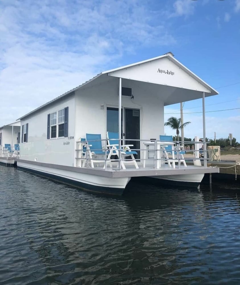 Old Wooden Bridge Resort & Marina - photo 128