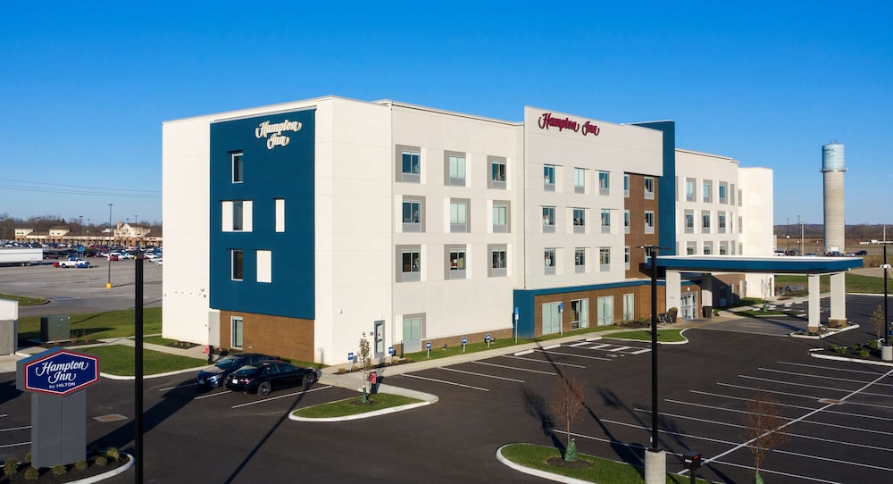 Hampton Inn Circleville - photo 50