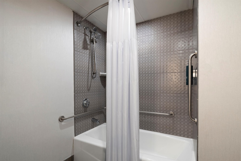 DoubleTree by Hilton Richmond Midlothian - photo 21