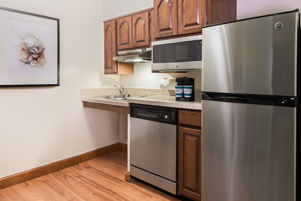 Homewood Suites by Hilton Raleigh Crabtree Valley - photo 10