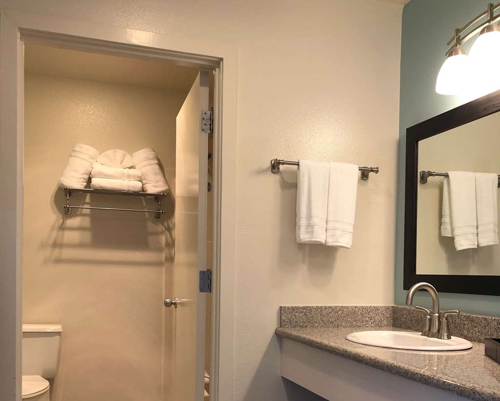 SureStay Plus Hotel by Best Western Gold Beach - photo 8