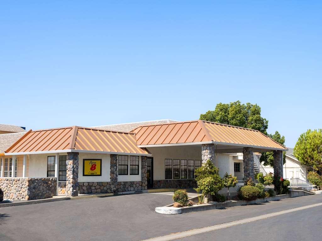 Super 8 by Wyndham Dunnigan - photo 4