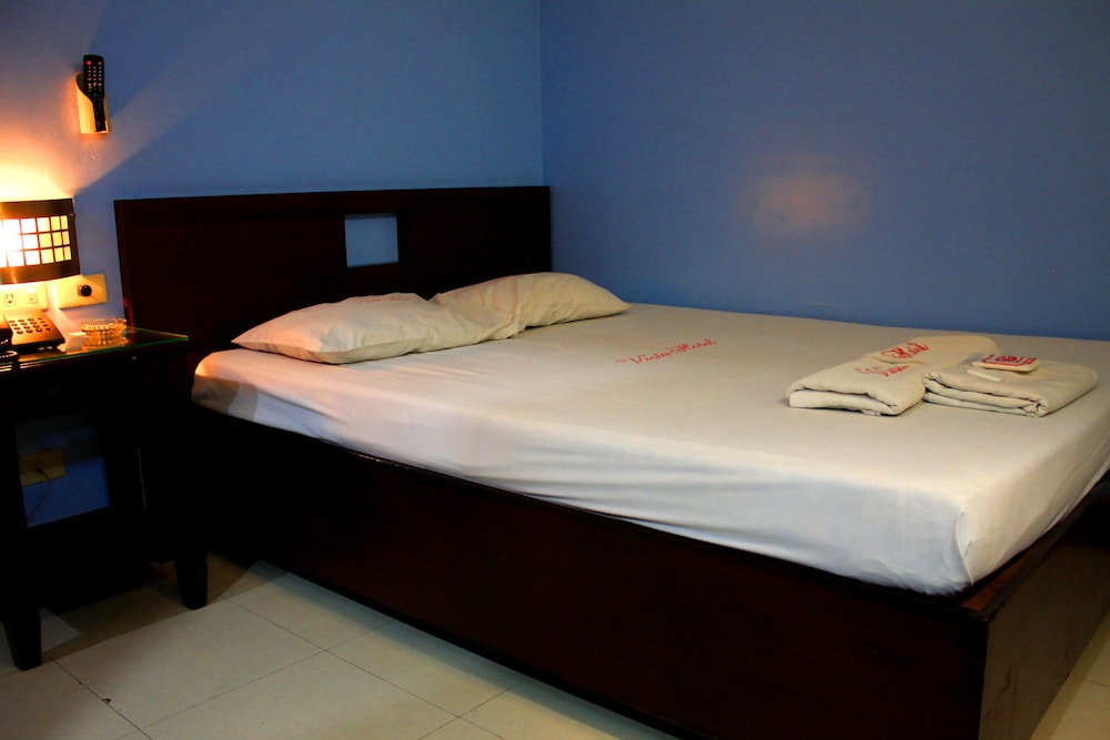 Vista Hotel Recto — Manila — photo 5