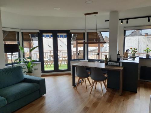 Modern top floor loft with balcony — 4-Star Luxury Hotel in Budapest, Hungary
