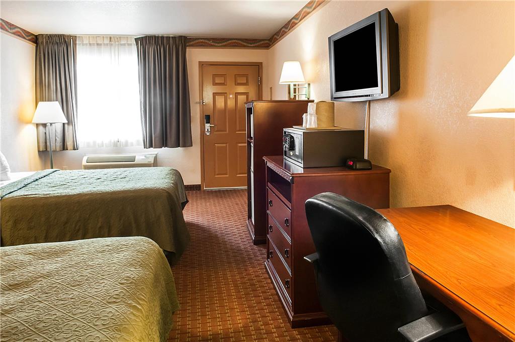 Quality Inn & Suites Las Cruces University Area - photo 14