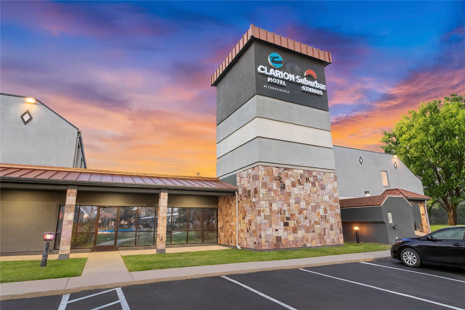 Suburban Studios Salt Lake City Airport - photo 9