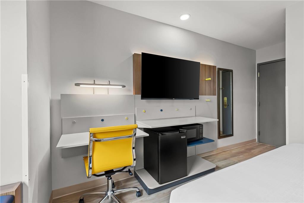 Microtel Inn & Suites by Wyndham Norcross - photo 26