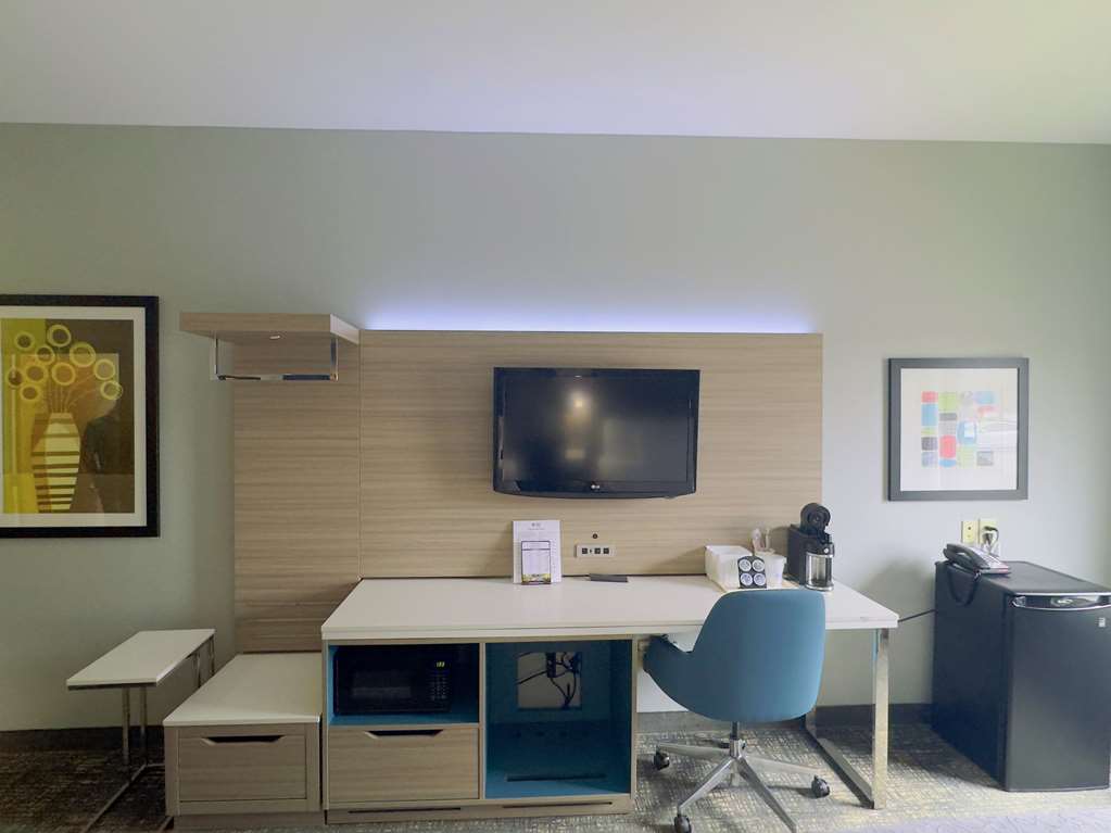 Best Western Plus Glen Allen Inn - photo 12