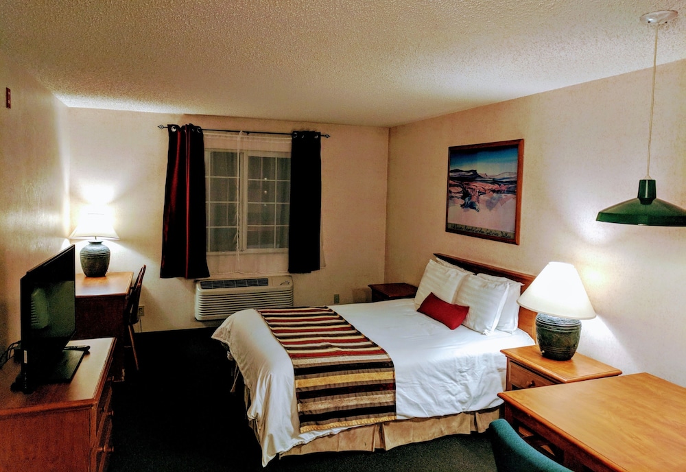 3 Peaks Lodge - photo 9