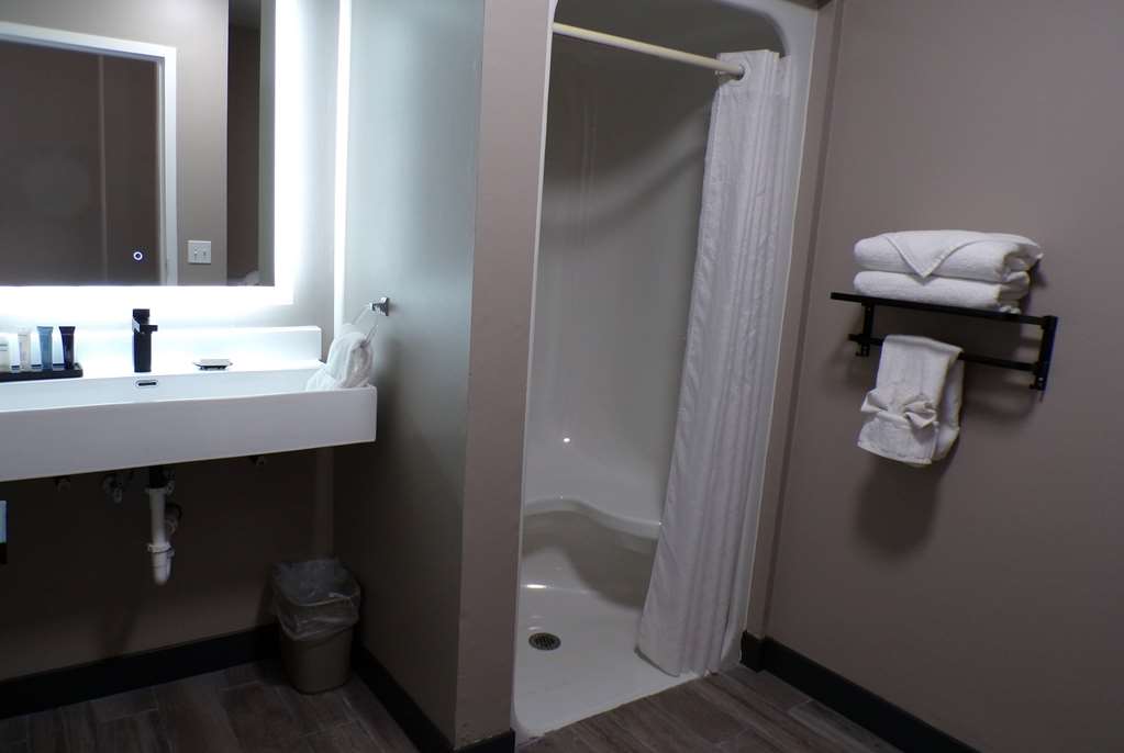 Elkins Economy Inn - photo 12