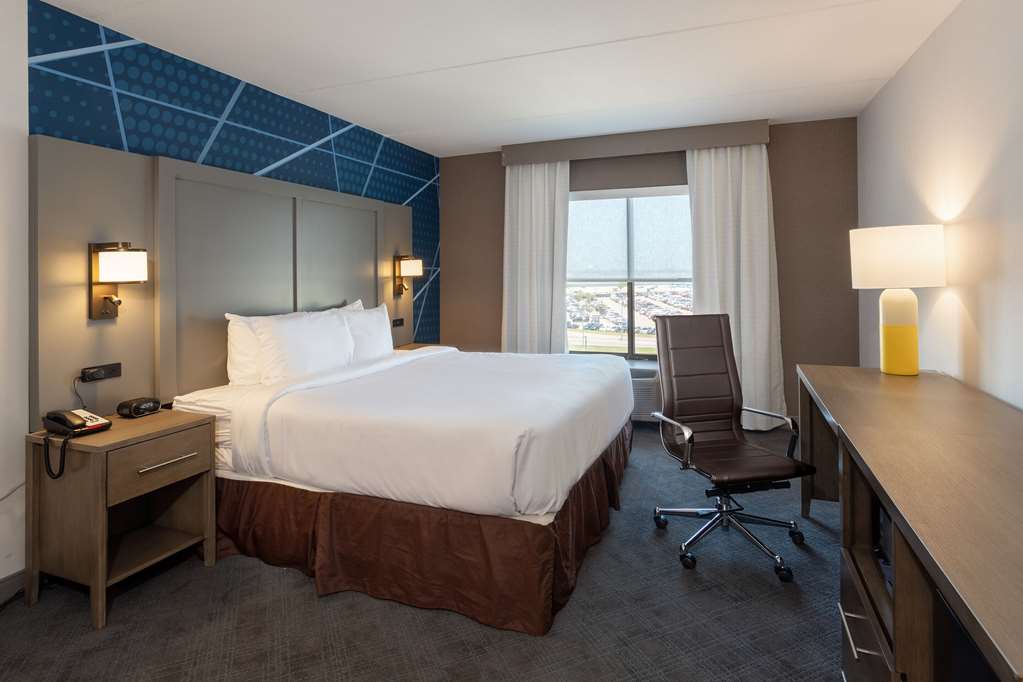 Comfort Inn & Suites Buffalo Airport - photo 6