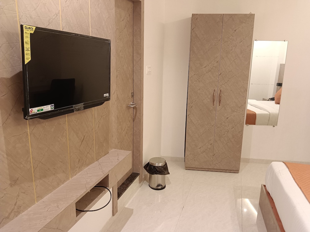 Hotel Metro Inn in Mumbai, India