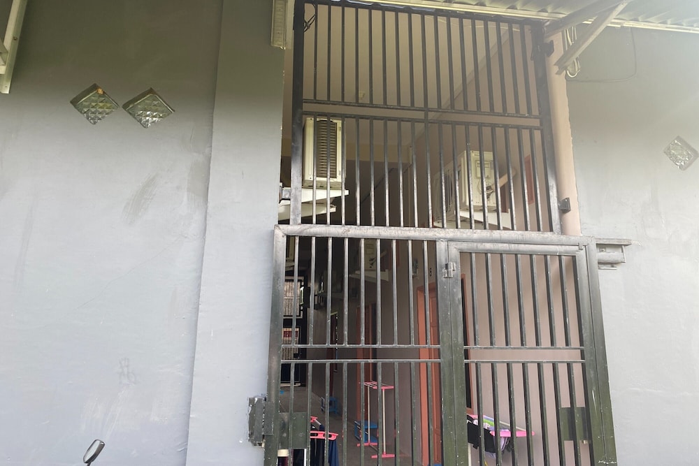Hotel O Pondok Almirah — Mamuju