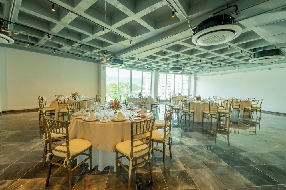 Indoor wedding