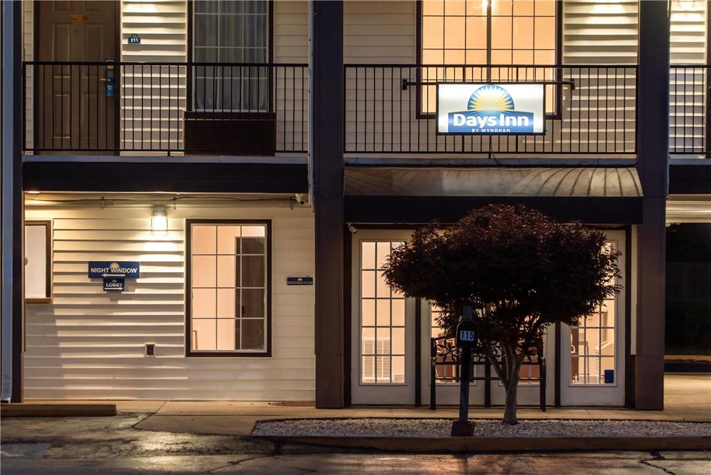 Days Inn by Wyndham Spartanburg - photo 5