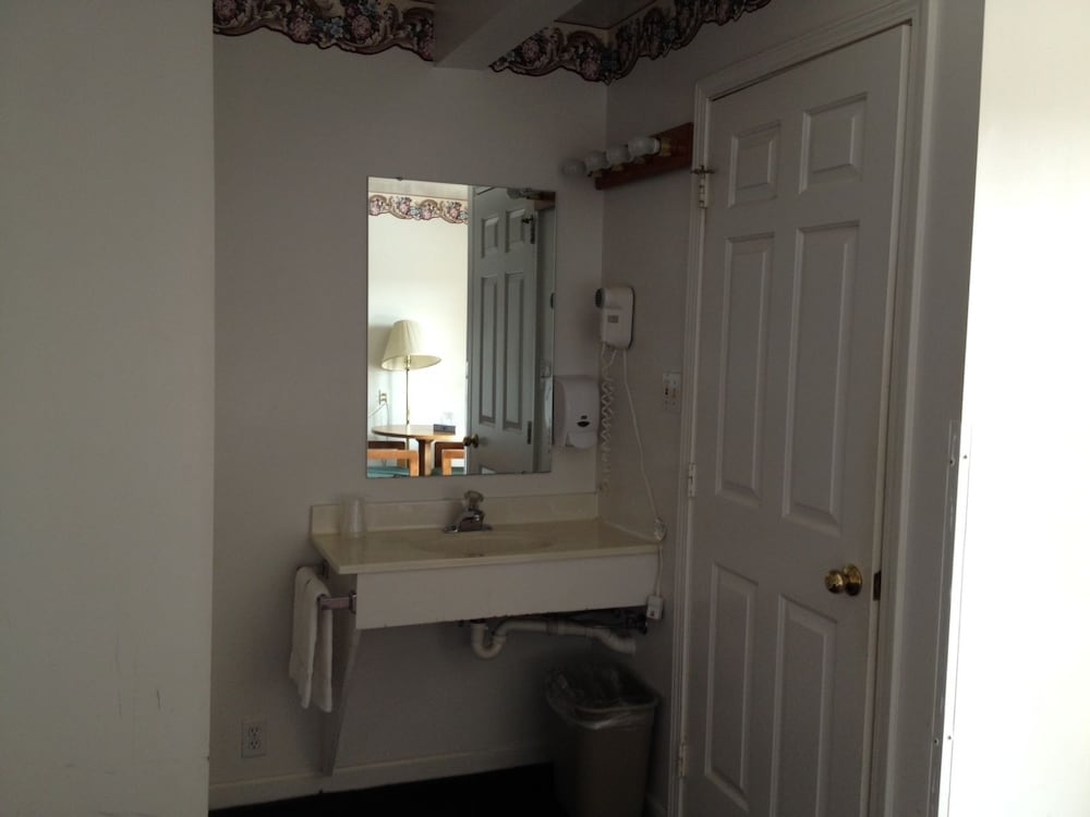 Parkview Motel - photo 29