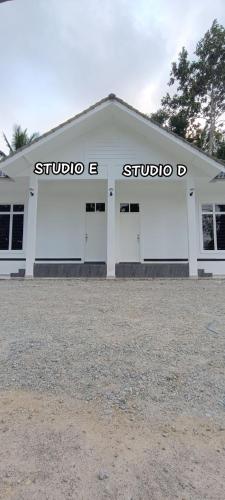 Studiostay D - carbon neutral hotel in Kota Bharu