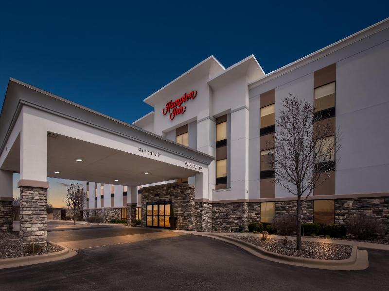 Hampton Inn Fond du Lac - photo 15