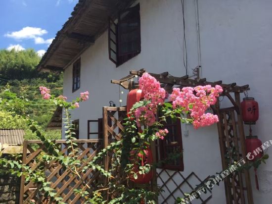 Huajiantang Tingxi Inn — hotel in Lechang