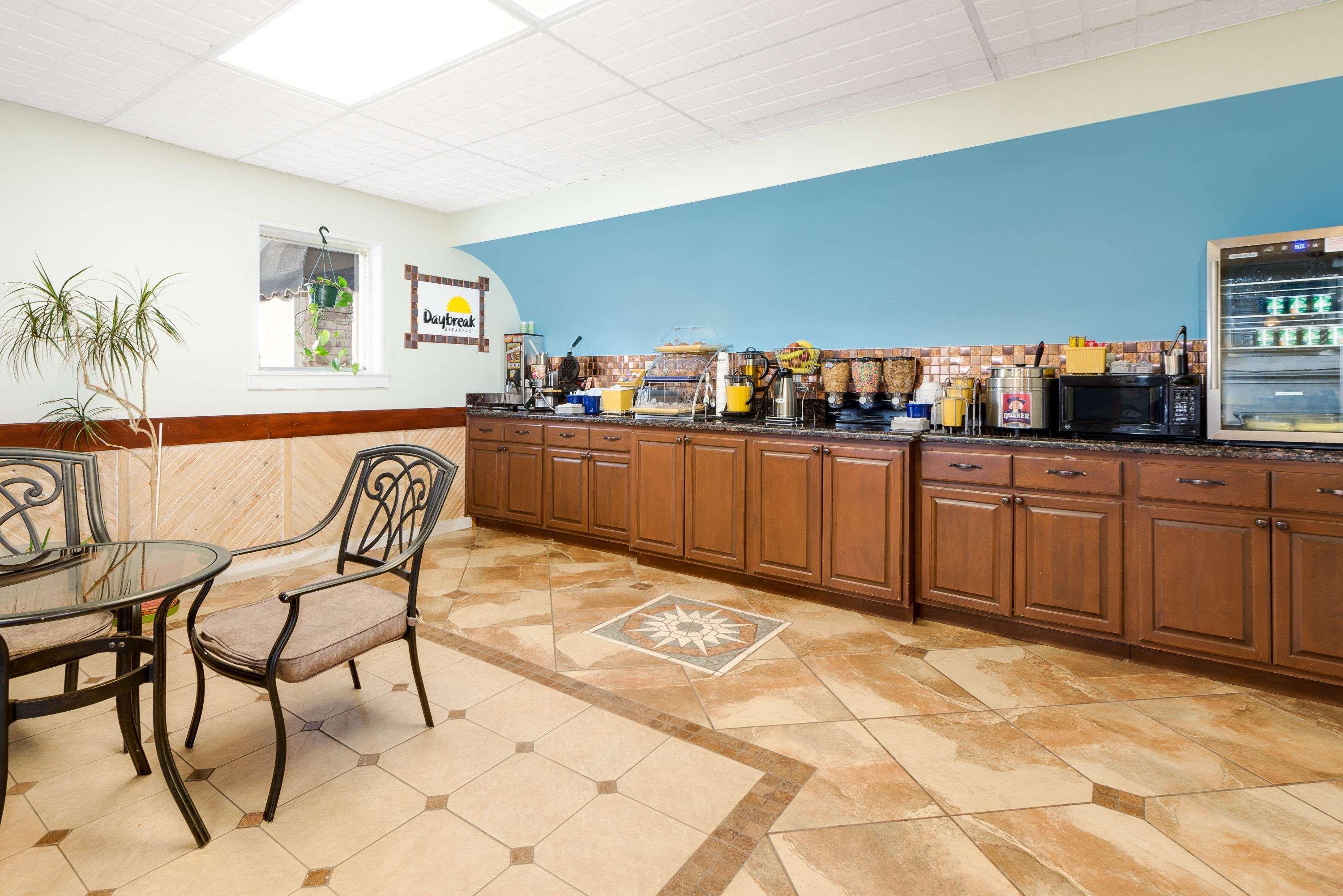 Hotel Plainview - photo 10
