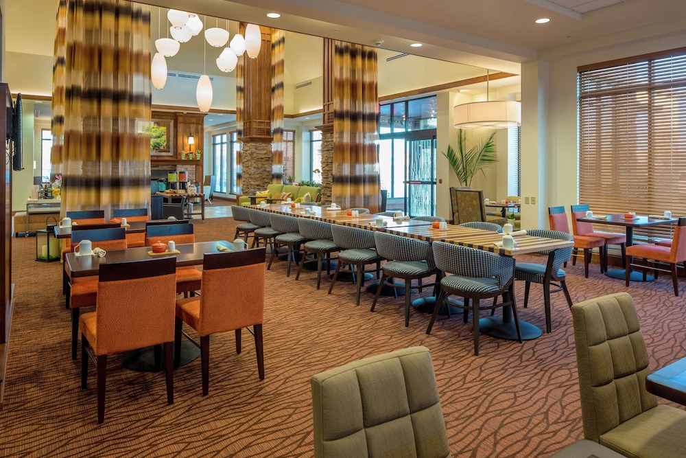 Hilton Garden Inn Uniontown - photo 22