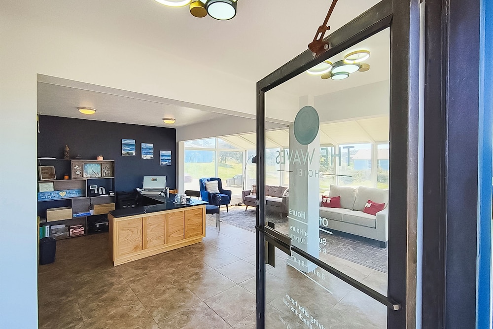 Oyo Waves Hotel Newport Or Nye Beach - photo 5