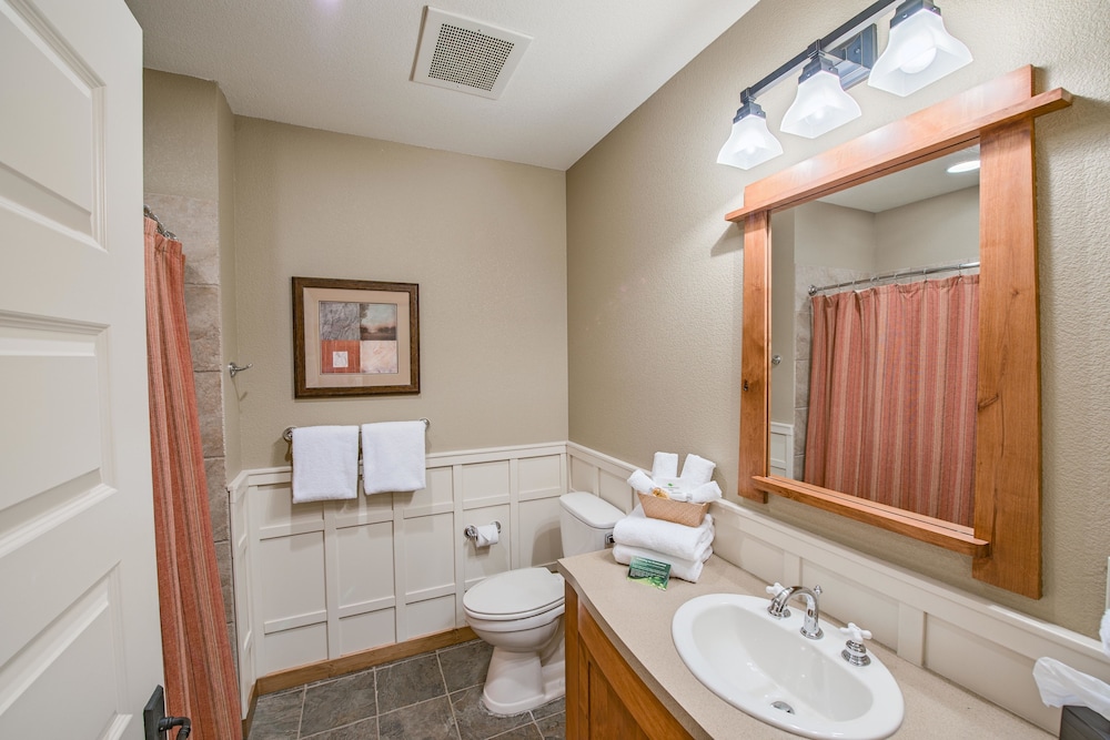 Silver Mountain Lodging - photo 15