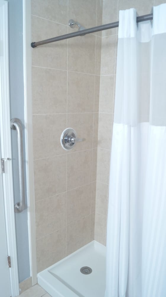 Magnolia Inn and Suites Olive Branch - photo 14