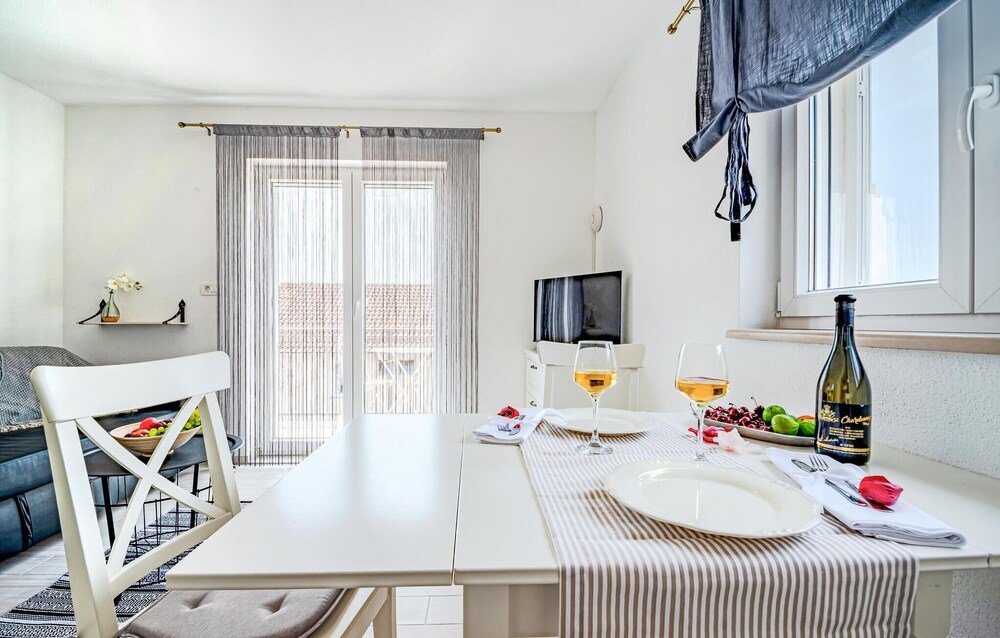 NML Holiday Apartments — 4-Star Luxury Hotel in Orebic, Croatia