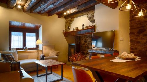 Saplan Real Estate Vilamos - last minute hotel in Unknown City