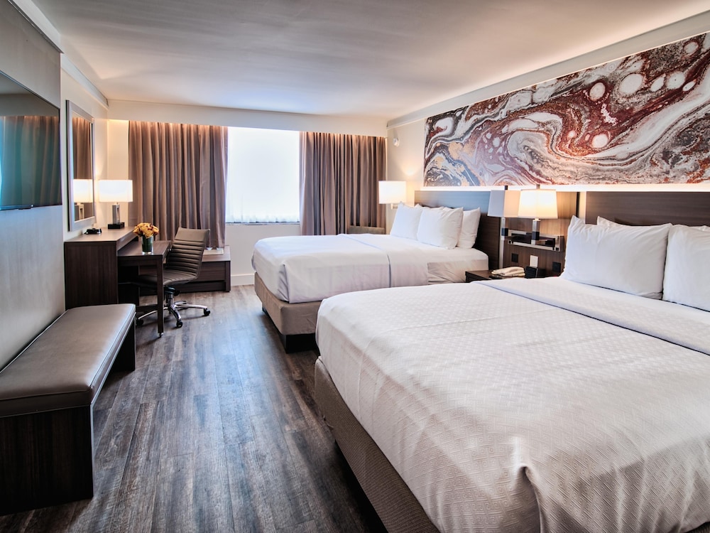 Crowne Plaza Executive Center Baton Rouge by IHG - photo 6