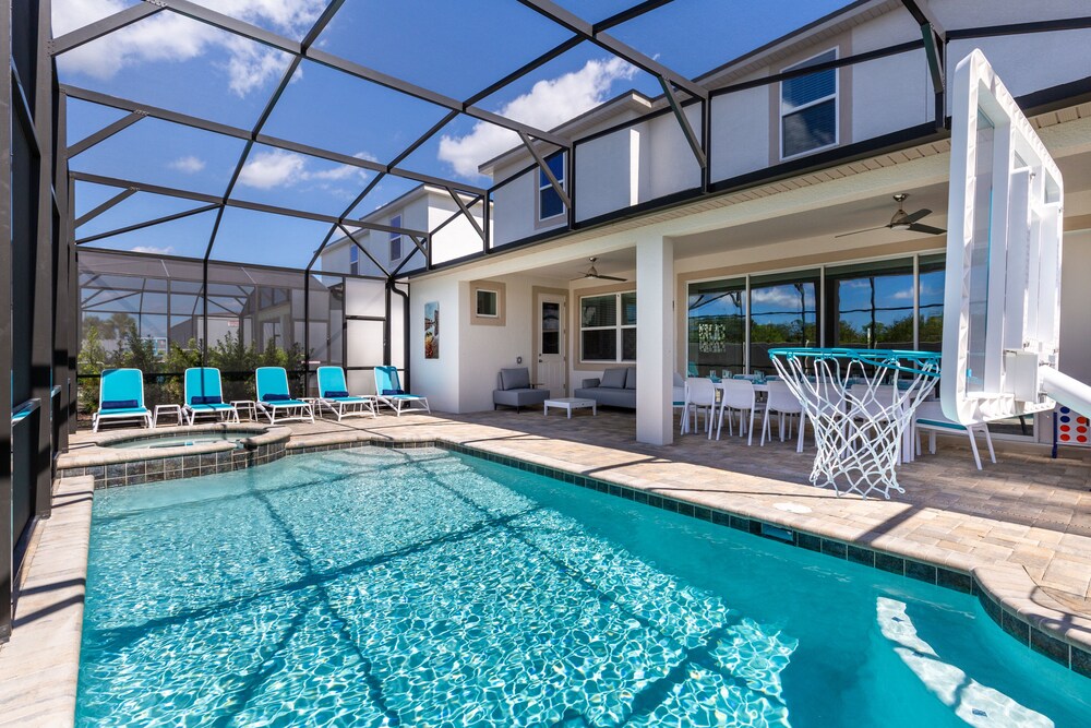 Solara Resort Luxury 9 Bedroom Homes - photo 57